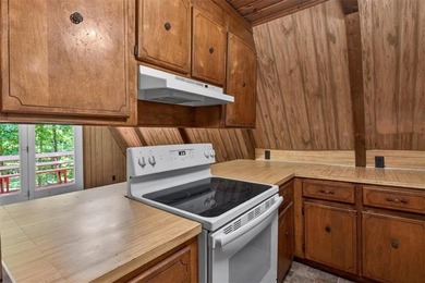 Tucked away on 2.5 beautiful usable acres, 421 Lusk Court offers - photo 25