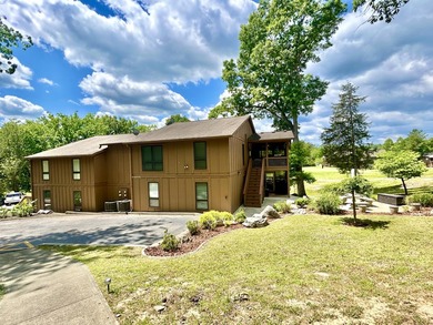 Beautiful upper level condo located in a gated Lake Cumberland - photo 6