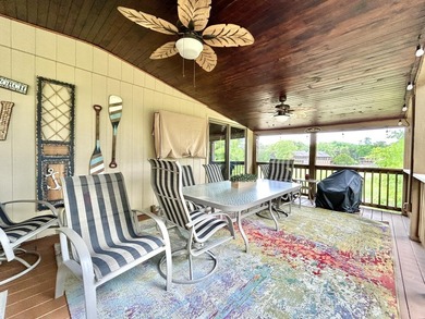Beautiful upper level condo located in a gated Lake Cumberland - photo 10