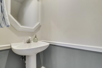 Nestled in the highly sought after Tequesta Oaks community, this - photo 29