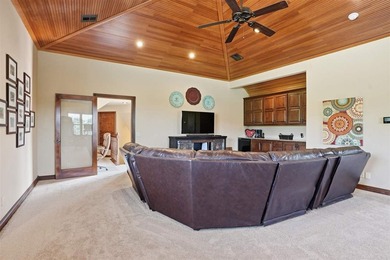 With exceptional views of the Wichita Mountains and just a - photo 34
