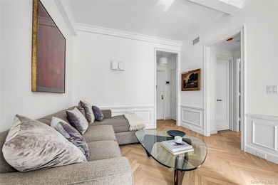 18 West 70 Street Apt 9H | New York, NY 10023 1 Bed 1,5 Baths in - photo 2
