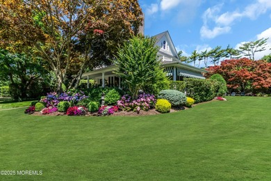 A new price makes this classic home even more appealing! This - photo 5