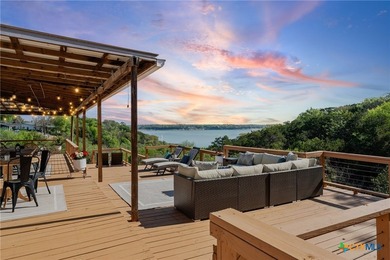 Stunning Lake Belton Retreat on just under 1 Acre Near Belton - photo 1