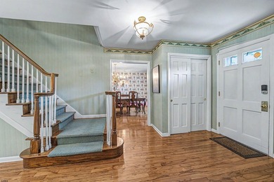 Welcome to this Stunning 4/5 Bedroom Single-Family Home at 30 - photo 7