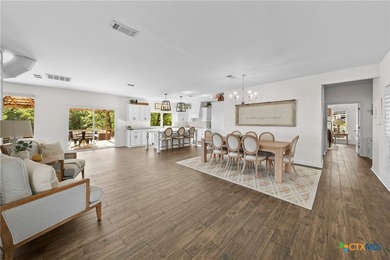 Stunning Lake Belton Retreat on just under 1 Acre Near Belton - photo 8