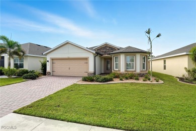 Cape Coral Lakes Area Home For Sale in Cape Coral Florida