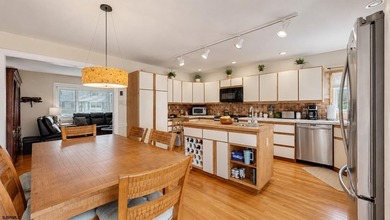 Opportunity to own on an extremely desirable block in Ventnor - photo 9