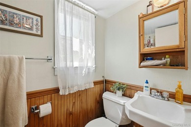 Welcome to 19 Duke Place! This is a beautifully maintained home - photo 31