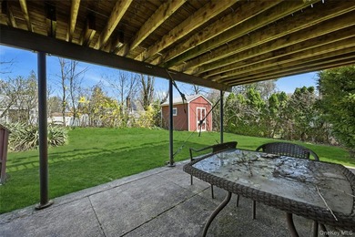 Welcome to 19 Duke Place! This is a beautifully maintained home - photo 34