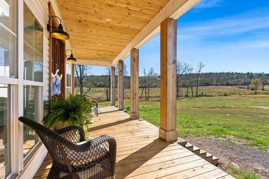 Welcome to your private country oasis! Nestled in an exclusive - photo 5