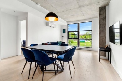Lake Home For Sale in Montréal (Le Sud-Ouest),