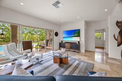 Nestled within the prestigious Wailea Pualani community, 390 - photo 4