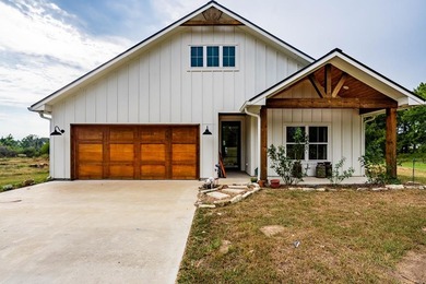 (private lake, pond, creek) Home For Sale in Athens Texas