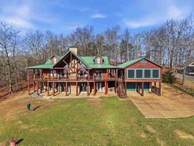 Greers Ferry Lake Home For Sale in Edgemont Arkansas