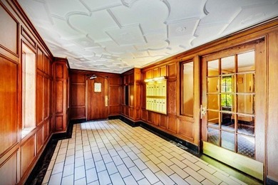 Welcome to 3E, an exceptional residence where Old-World glamour