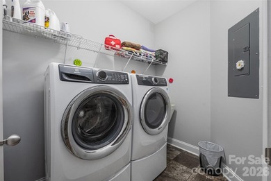 3 bedroom, 3 full bath home is a great investment opportunity - photo 14
