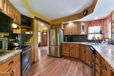 Welcome to this exceptional custom ranch, where quality - photo 18