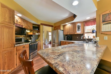 Welcome to this exceptional custom ranch, where quality - photo 21