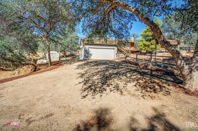 Hidden gem in Wofford Heights offering crisp, fresh air and - photo 28