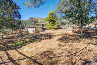 Hidden gem in Wofford Heights offering crisp, fresh air and - photo 31