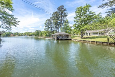 Waterfront with a Pool - photo 7