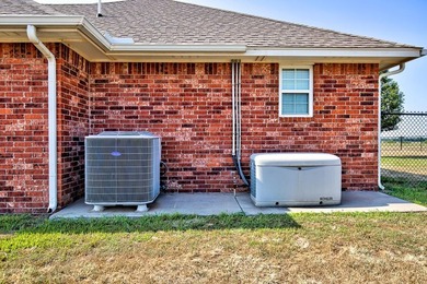Welcome home to this one-owner, custom-built beauty nestled on 2 - photo 33