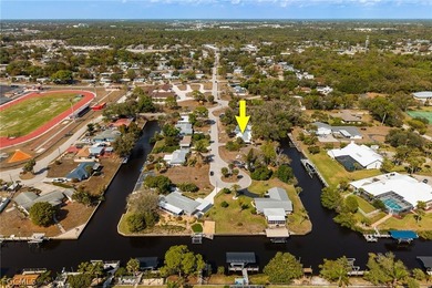 Welcome to this beautifully maintained waterfront retreat in - photo 44