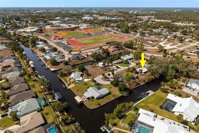 Welcome to this beautifully maintained waterfront retreat in - photo 45