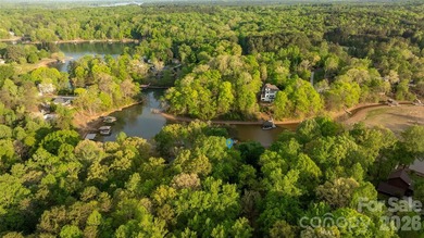 3 bedroom, 3 full bath home is a great investment opportunity - photo 46