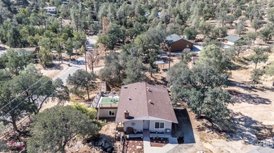 Hidden gem in Wofford Heights offering crisp, fresh air and - photo 52