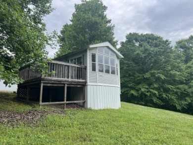 Lake Home For Sale in Russell Springs, Kentucky