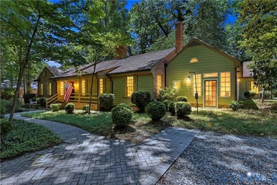 Gorgeous one owner well maintained custom built home in Bexley! - photo 1