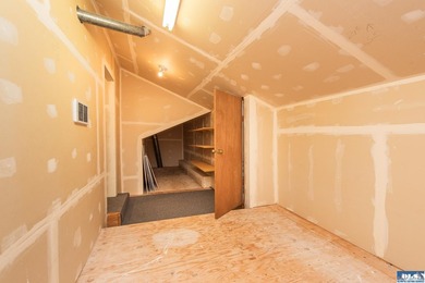 Welcome to this beautifully updated condo on desirable Hilltop - photo 26