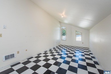 Welcome to this beautifully updated condo on desirable Hilltop - photo 27