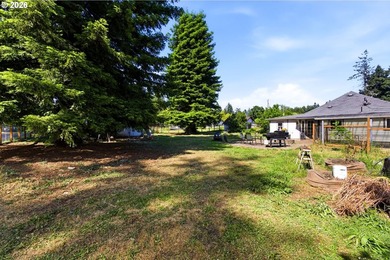 NEW ROOF AT THIS SALES PRICE WILL BE INSTALLED. Wonderful - photo 31