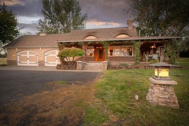 (private lake, pond, coastal) Home For Sale in Bend Oregon