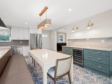 GREAT NECK VILLAGE PRIME LOCATION! Renovated And Move-In Ready - photo 10