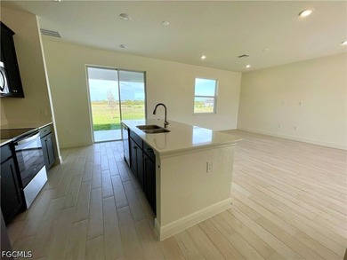 Many upgrades! 42* Uppers w/Crown & Soft-close, white quartz - photo 5