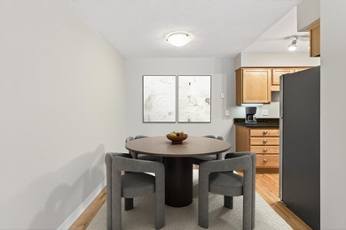This sunny 1BR/1BA condo includes a heated, underground parking - photo 8