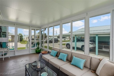 Absolutely adorable, extensively updated and offered partially - photo 2