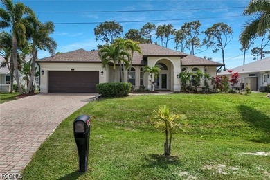 Need room for FIVE bedrooms? Craving unmatched privacy? Dreaming - photo 2