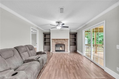 Discover the perfect blend of space, comfort, and country living - photo 19