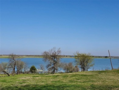 Lake Home Sale Pending in Corsicana, Texas