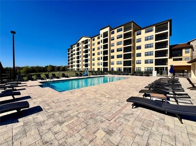 Welcome to the luxurious Siena condos neighboring the - photo 39