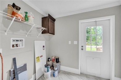 Discover the perfect blend of space, comfort, and country living - photo 41