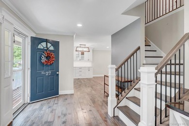 Welcome to 27 4th Ave. Rocky Point, a home that truly checks - photo 3