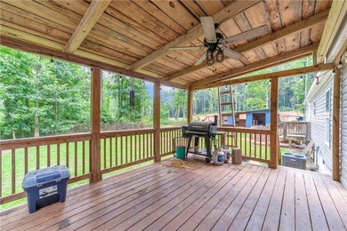 Discover the perfect blend of space, comfort, and country living - photo 46