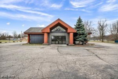Lake Erie - Lorain County Commercial Sale Pending in Sheffield Lake Ohio