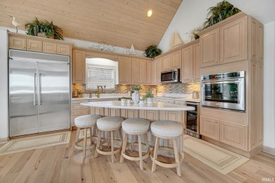 LAKEFRONT LIVING at its FINEST in this CUSTOM-BUILT  home! - photo 7